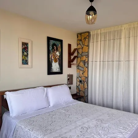 게스트하우스 Shehi And Winery *